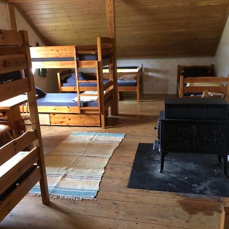 Vandrarhem Svaenoe Hillerstorp Esterno foto