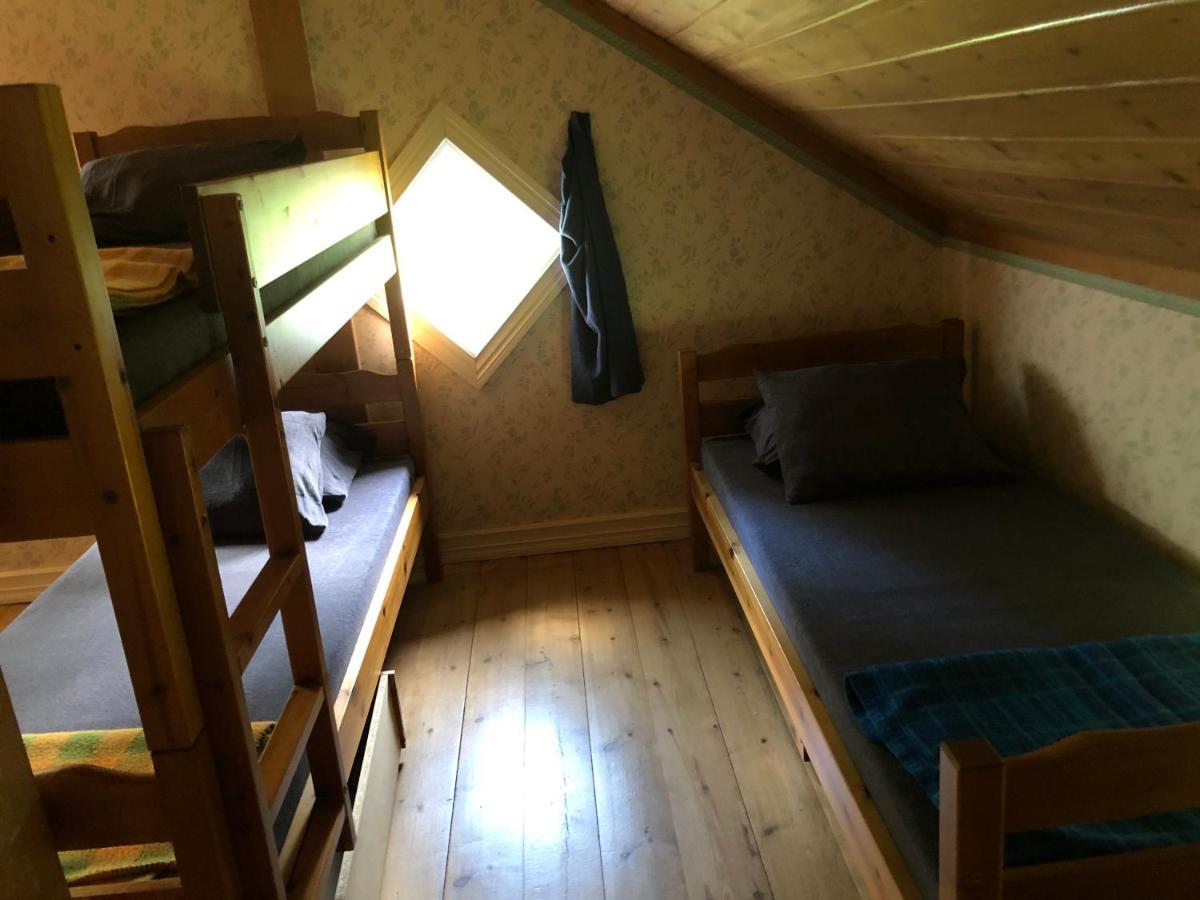 Vandrarhem Svaenoe Hillerstorp Esterno foto
