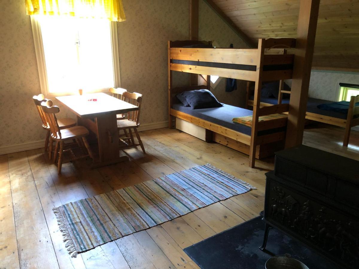 Vandrarhem Svaenoe Hillerstorp Esterno foto